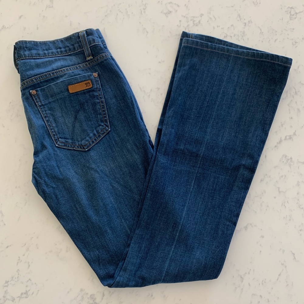 🎉HP🎉 Joe’s Jeans “Rocker” Fit